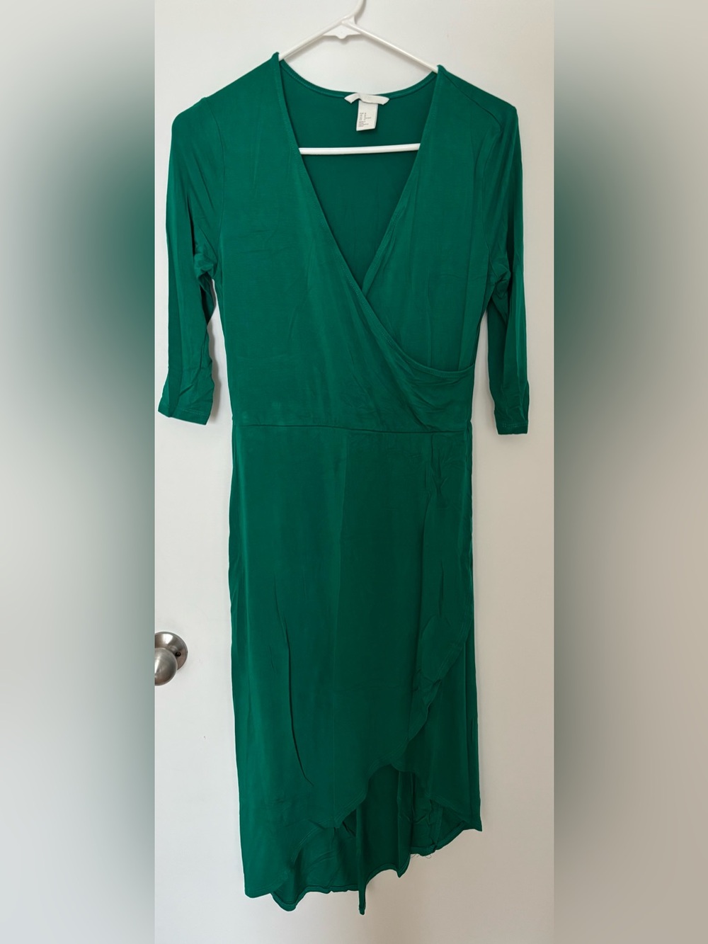 H&M Green Dress with 3/4 Sleeves - Size Medium
